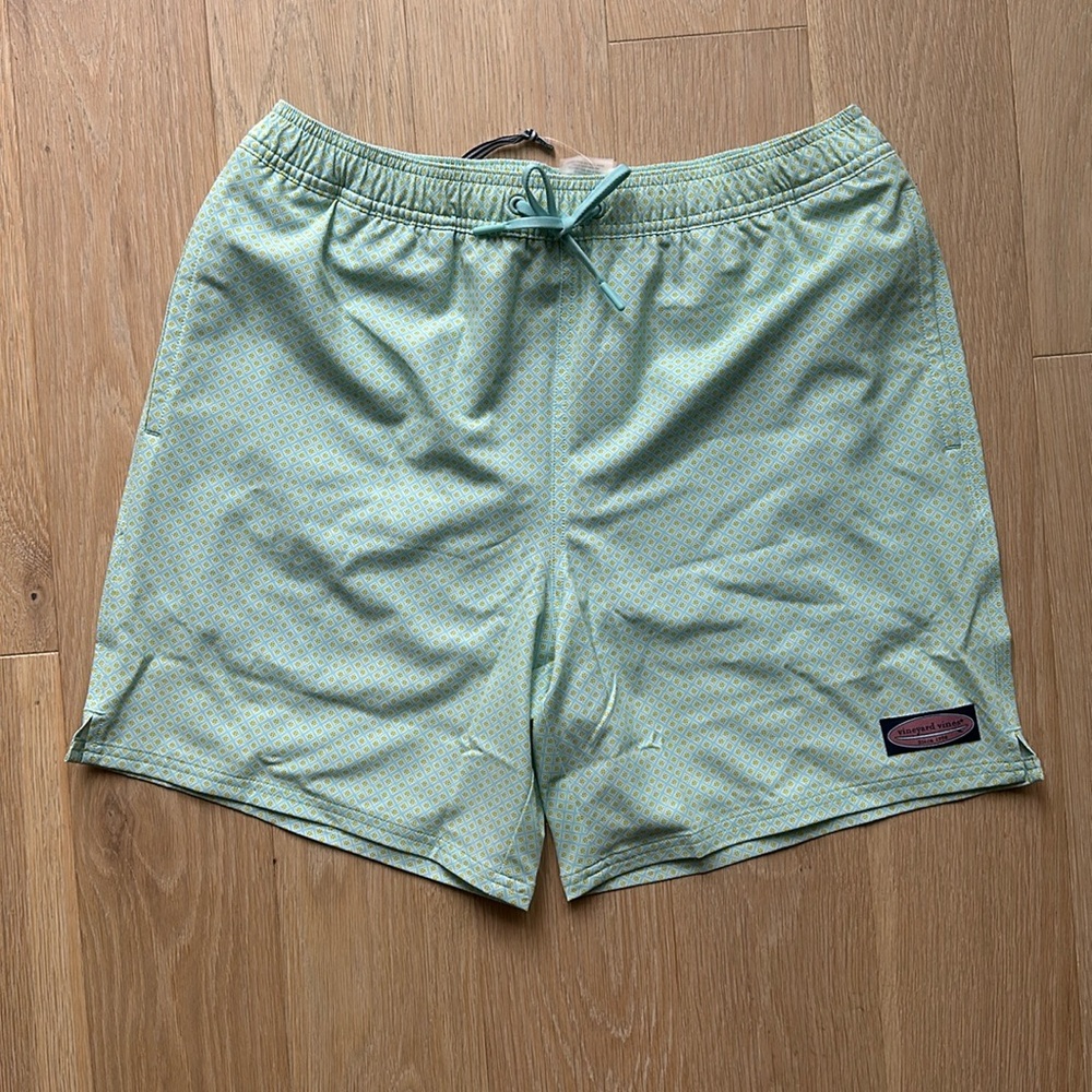Men’s Vineyard Vines Swimsuit - Medium